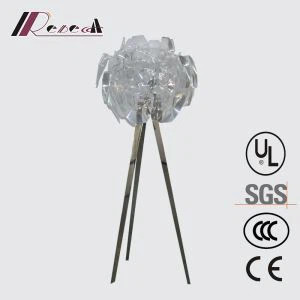 Creative Design akryylilevy JALKALAMPPU olohuoneeseen